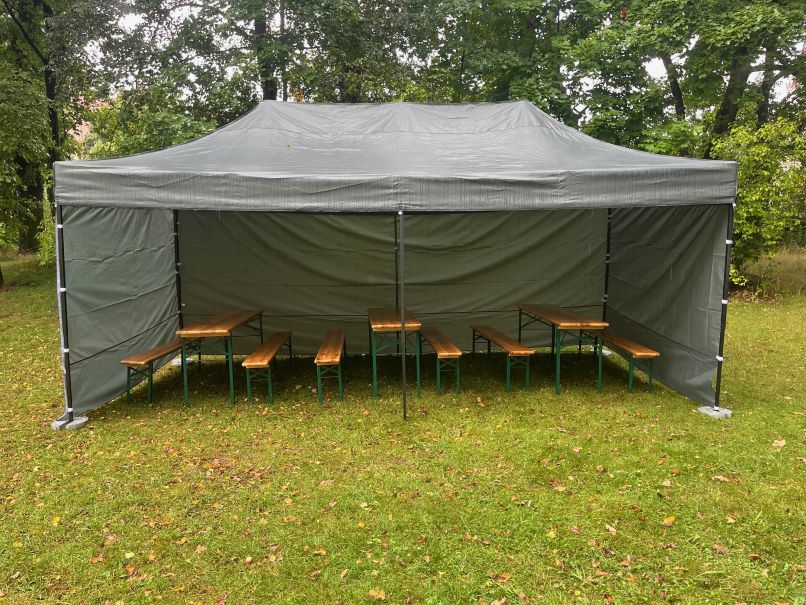 Nůžkový stan Ostrov